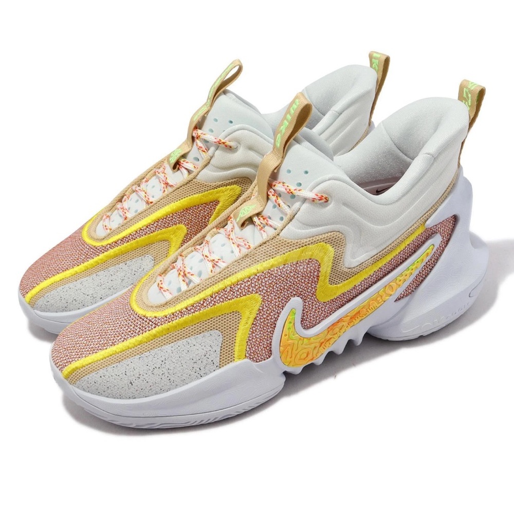 Nike cosmic unity 2
